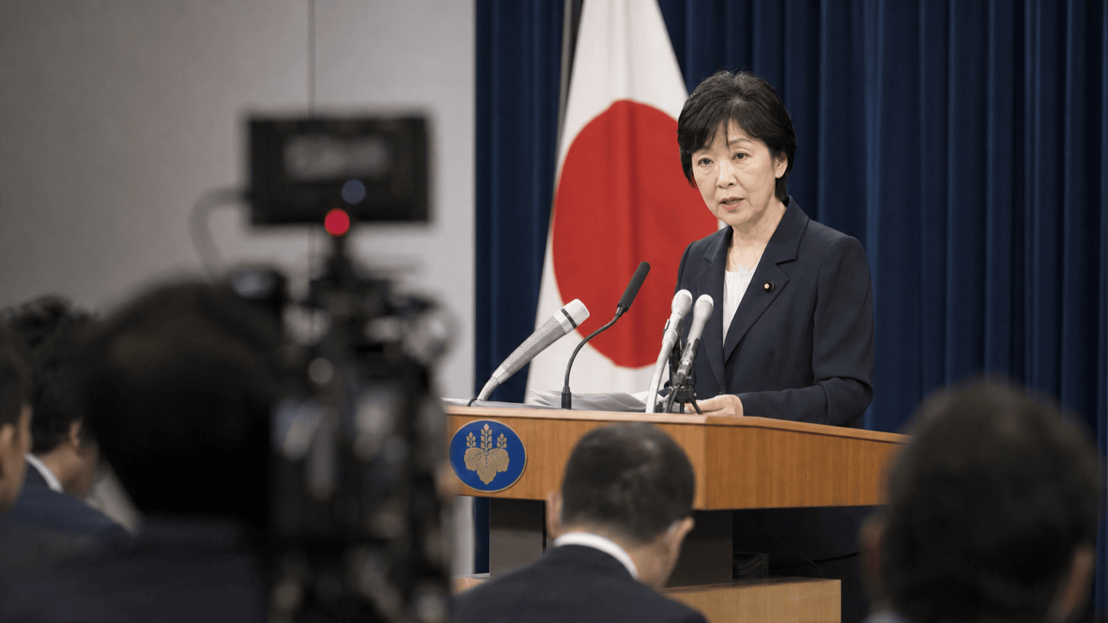 Japan Seeks to Limit Debt Reliance in Planned Extra Budget
