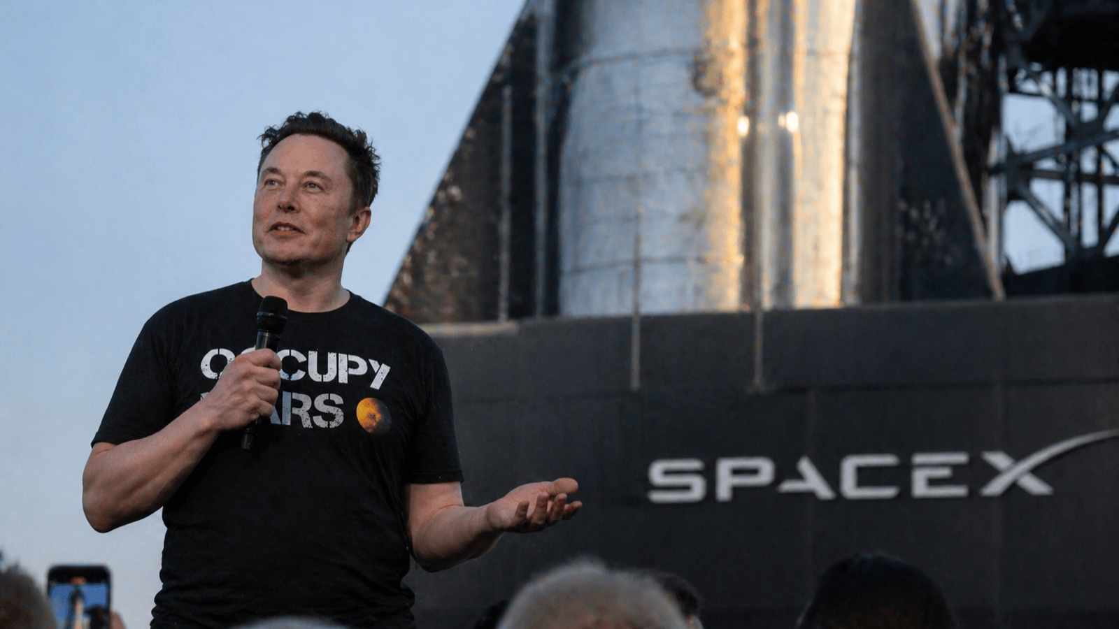 SpaceX Links Musk's Compensation to Mars Goals — A Long-Term Space Strategy
