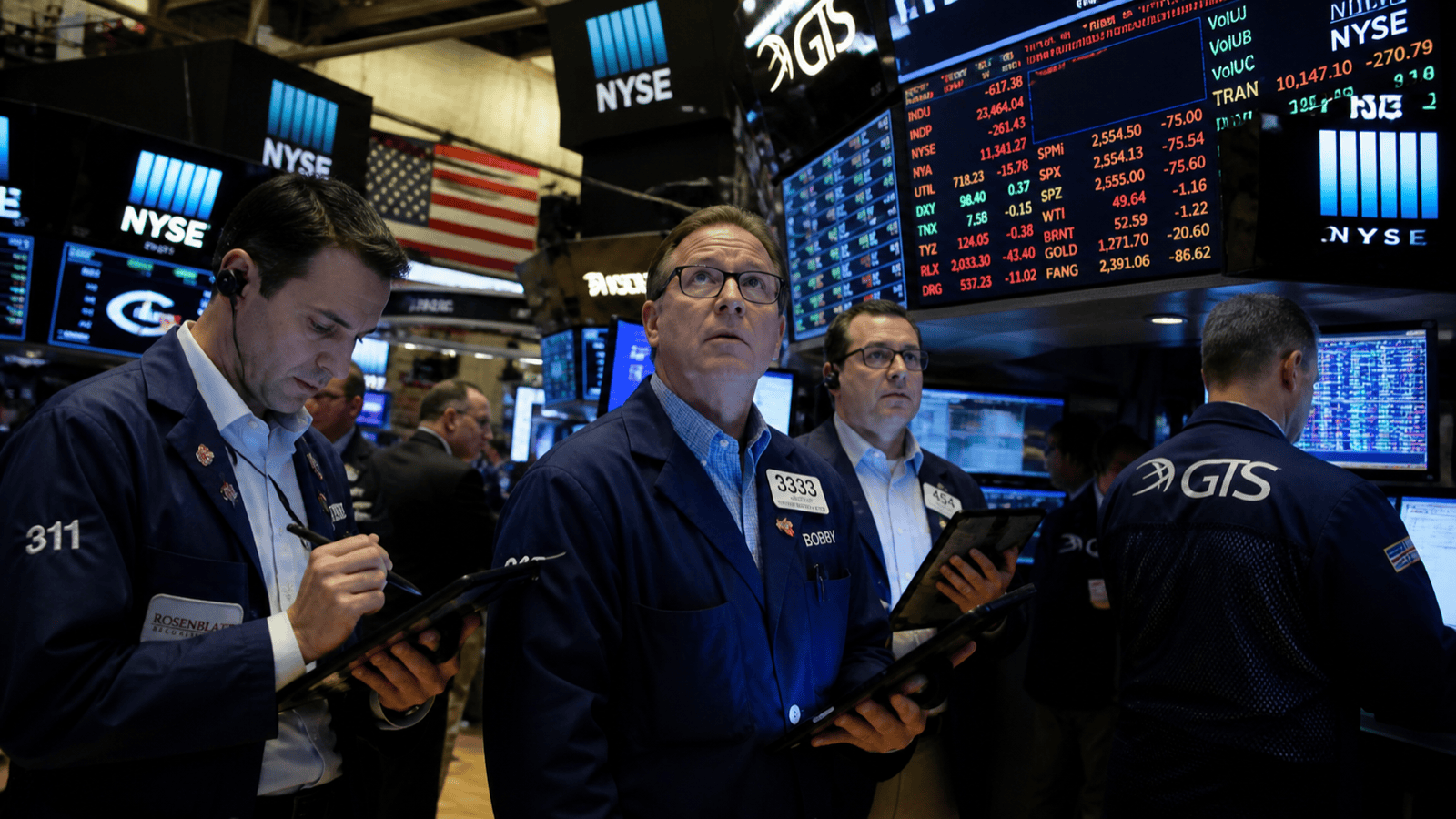 S&P 500 and Nasdaq Hit Record Highs — Caterpillar Beats on AI Data Center Demand
